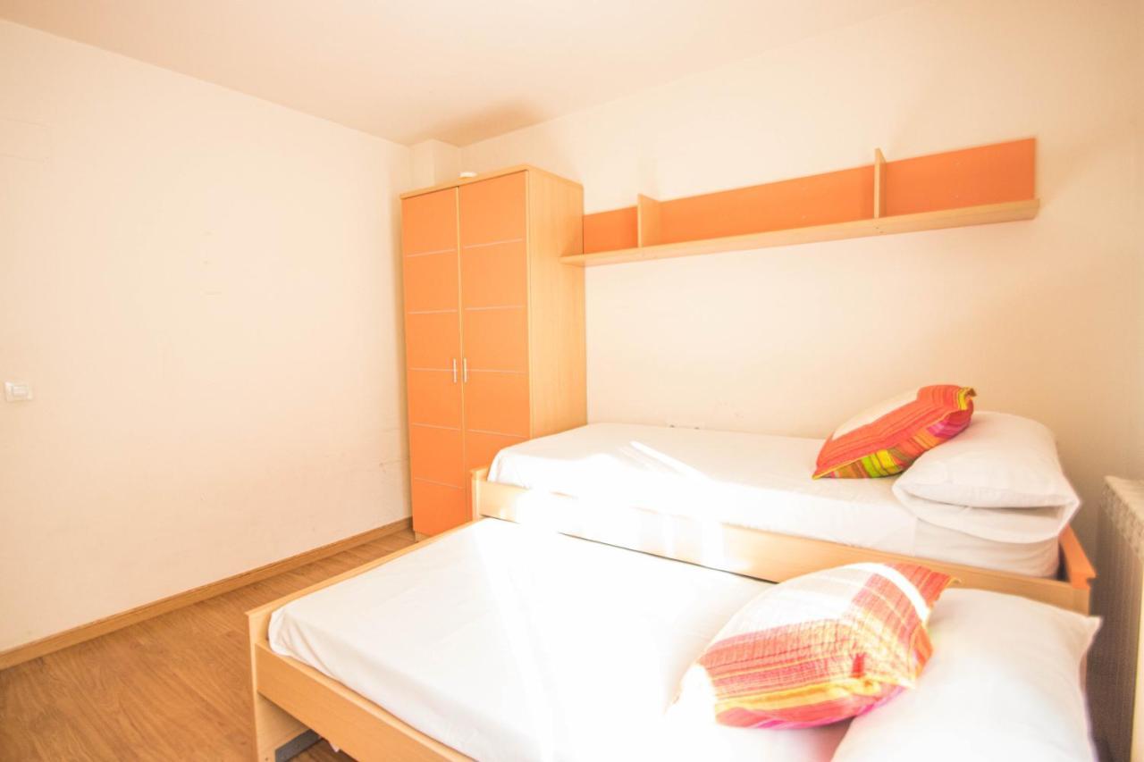 Serrallo Apartment ฮูเอตอร์ เวกา ภายนอก รูปภาพ