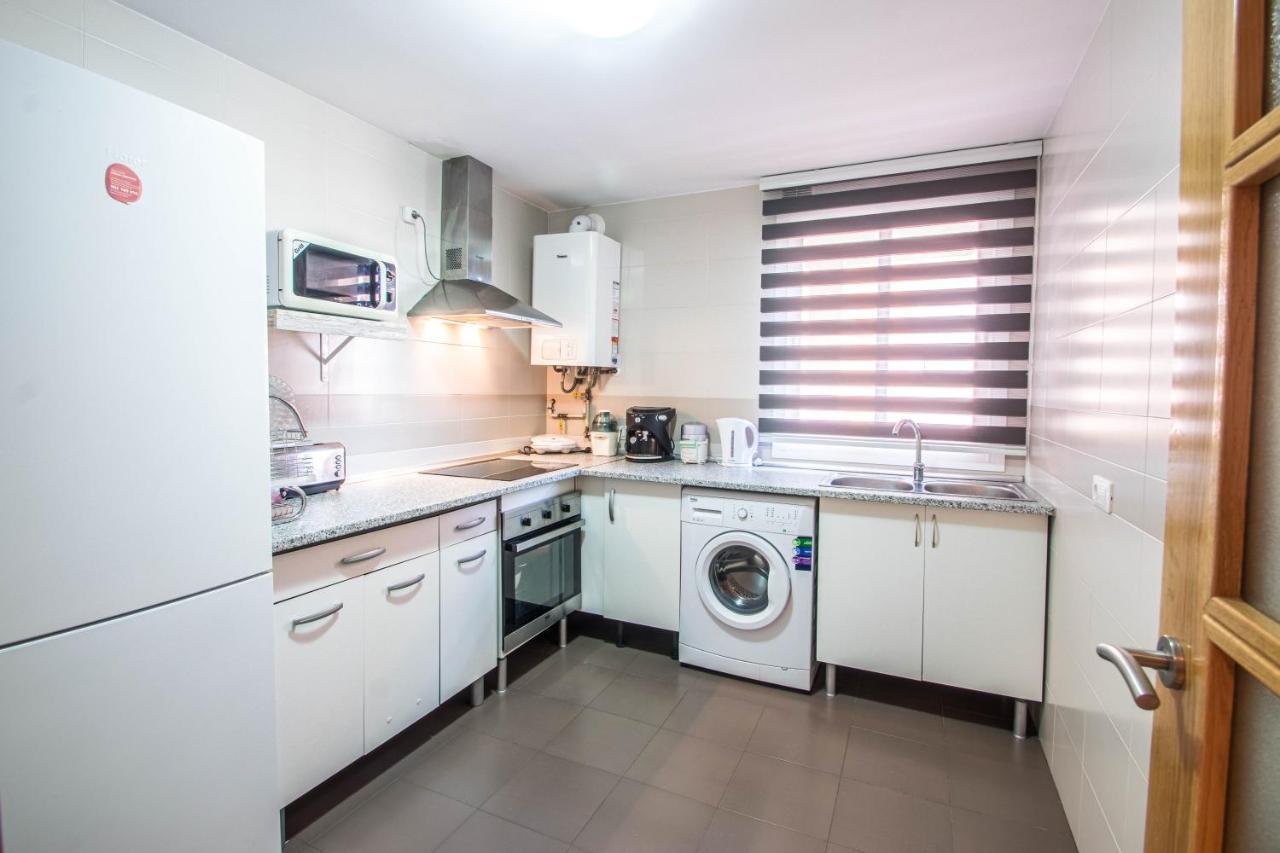 Serrallo Apartment ฮูเอตอร์ เวกา ภายนอก รูปภาพ