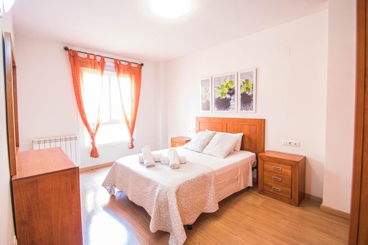 Serrallo Apartment ฮูเอตอร์ เวกา ภายนอก รูปภาพ