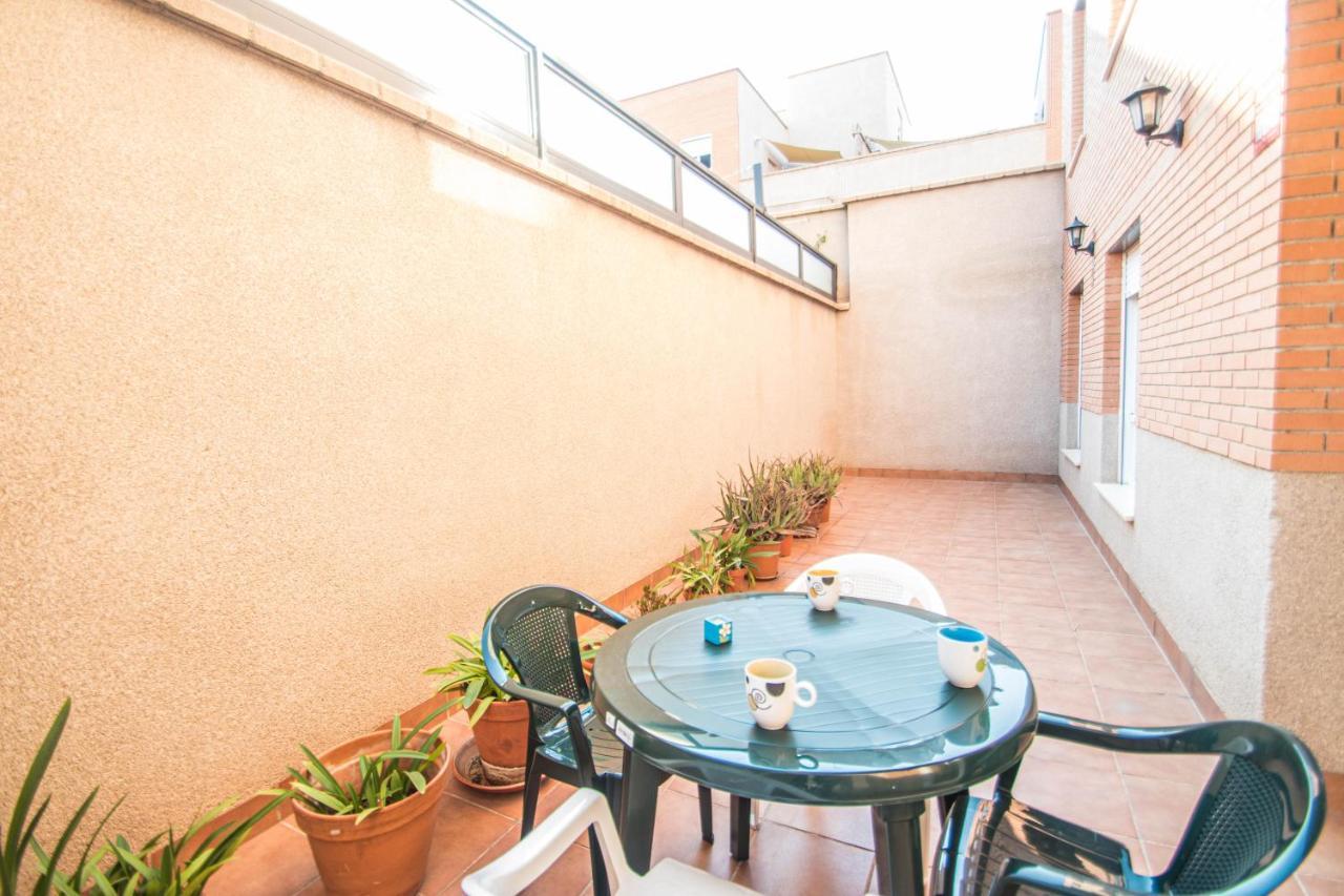 Serrallo Apartment ฮูเอตอร์ เวกา ภายนอก รูปภาพ